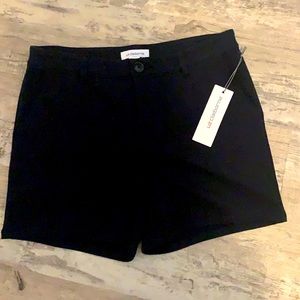 Casual Liz Claiborne short navy size 4